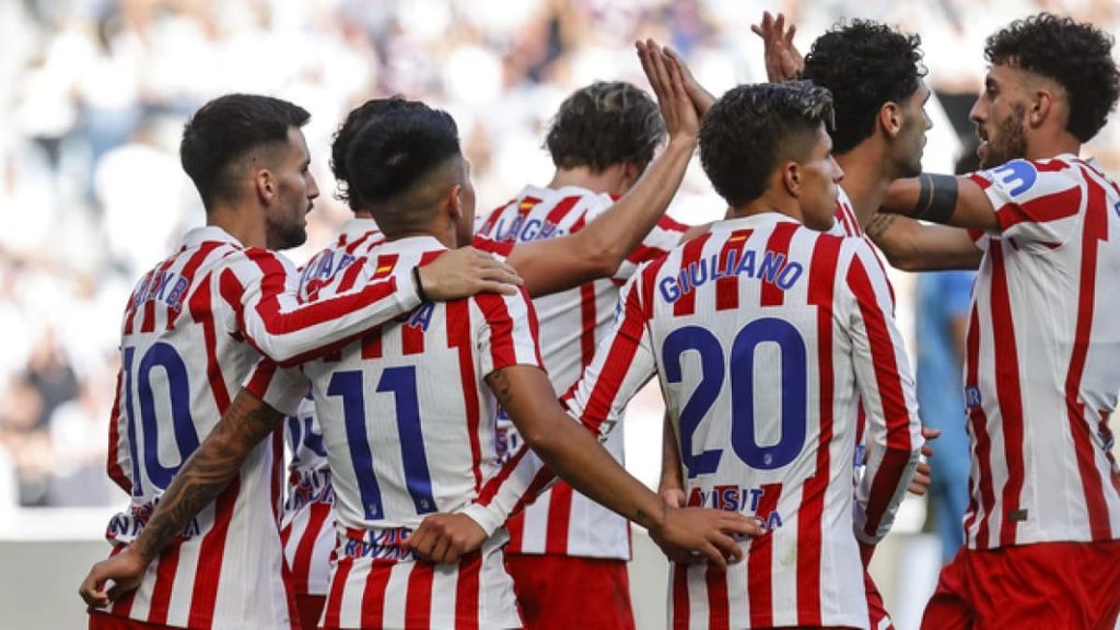 Lewandowski Mau Pergi dari Barcelona?