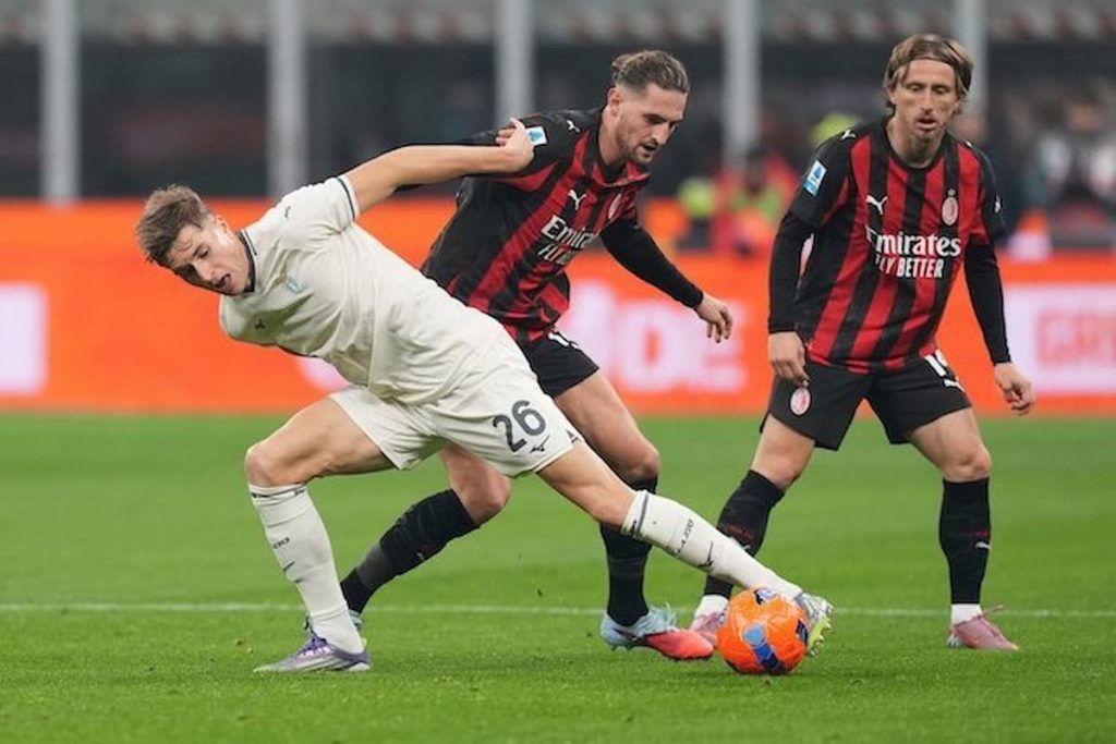 AC Milan vs Lazio: Kontroversi VAR, Usiran Allegri, dan Gol Leão yang Bawa Rossoneri ke Puncak