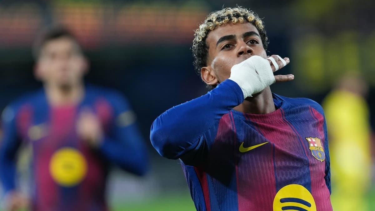 Lamine Yamal Terciduk Pakai Jersey Luis Díaz Usai Buka Channel YouTube: Ini Maknanya