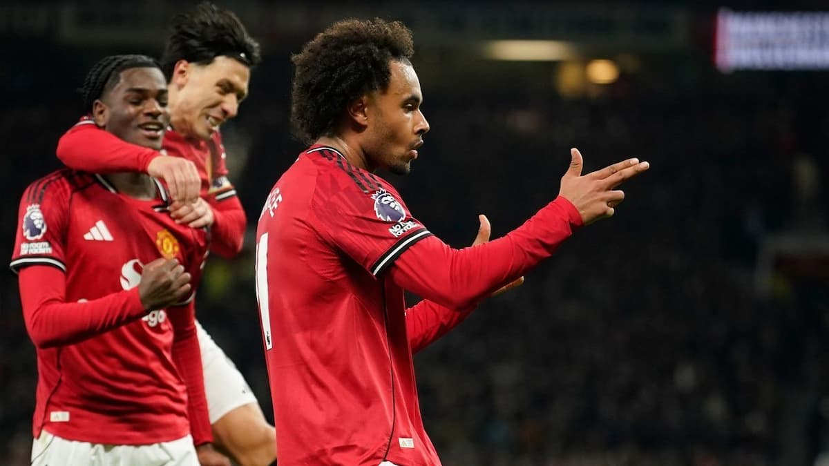 Man of the Match: Zirkzee Bersinar Meski United Disamakan Wolves