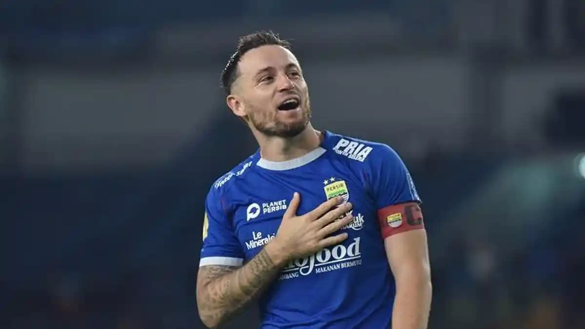 Marc Klok Janji Bawa Persib Bangkit dan Pangkas Poin Borneo FC