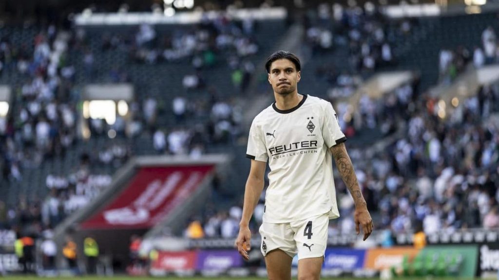 Kevin Diks Antusias Sambut Derby Borussia Pertamanya