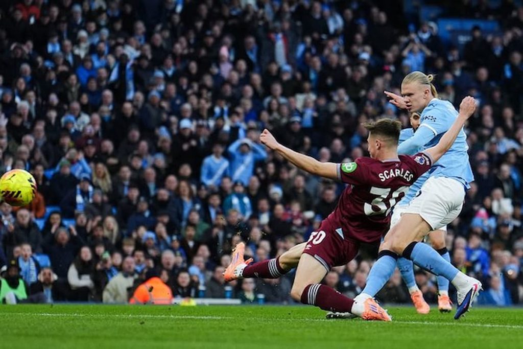 Erling Haaland Lampaui Rekor Cristiano Ronaldo Usai Dua Gol Bawa Man City Hajar West Ham 3-0
