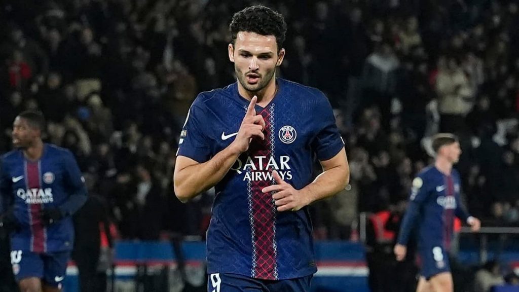 Liverpool Buru Penyerang PSG Secara Pinjaman Usai Isak Cedera Parah