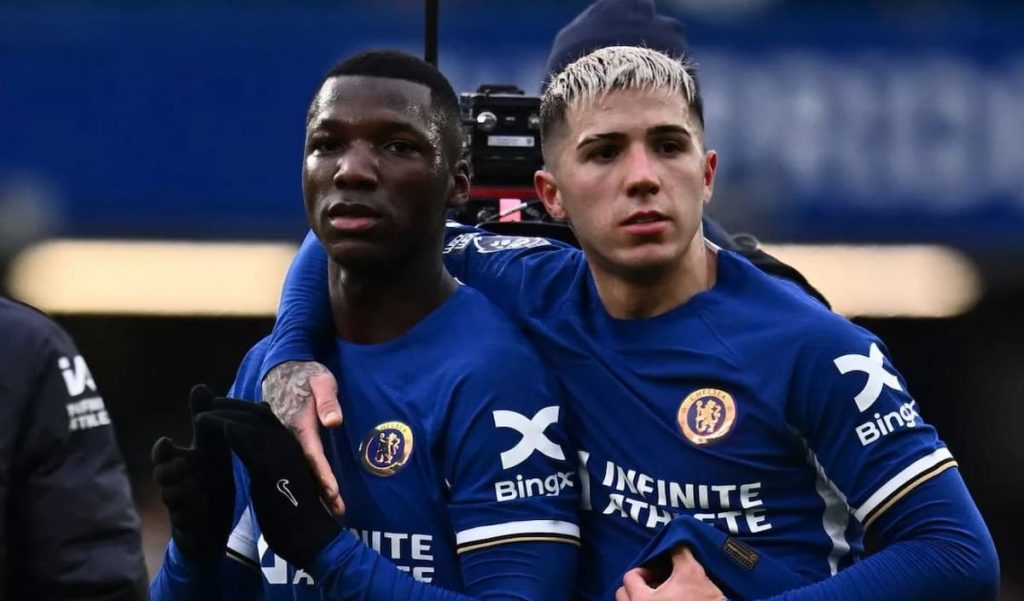 Termahal Tak Selalu Terbaik: Evaluasi Pasangan Gelandang Chelsea Musim Ini