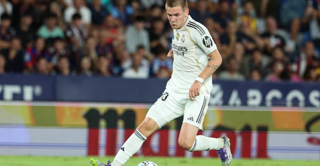 Napoli Gigit Jari! Real Madrid Tolak Pinjamkan Franco Mastantuono di Tengah Window Transfer Januari