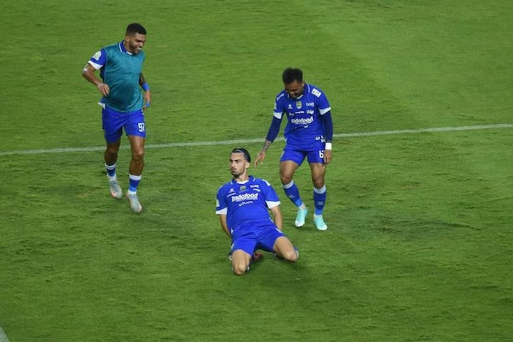 Prediksi Persib vs Bangkok United: Siapa Terdepan ke 16 Besar ACL 2025/26?