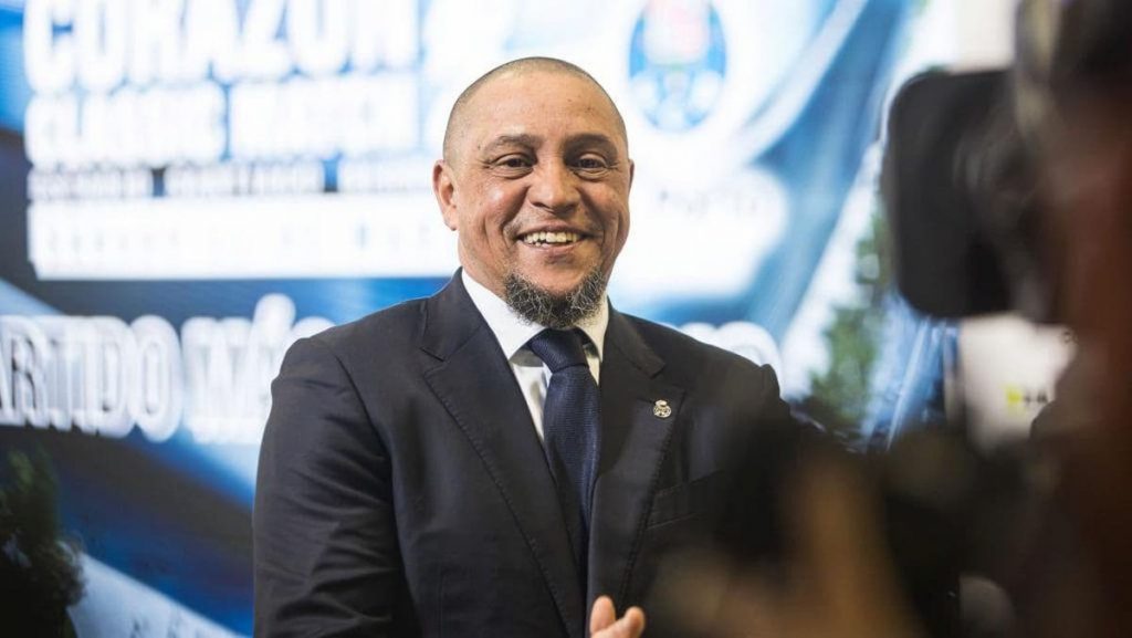 Legenda Brazil Roberto Carlos Sampaikan Kabar Baik